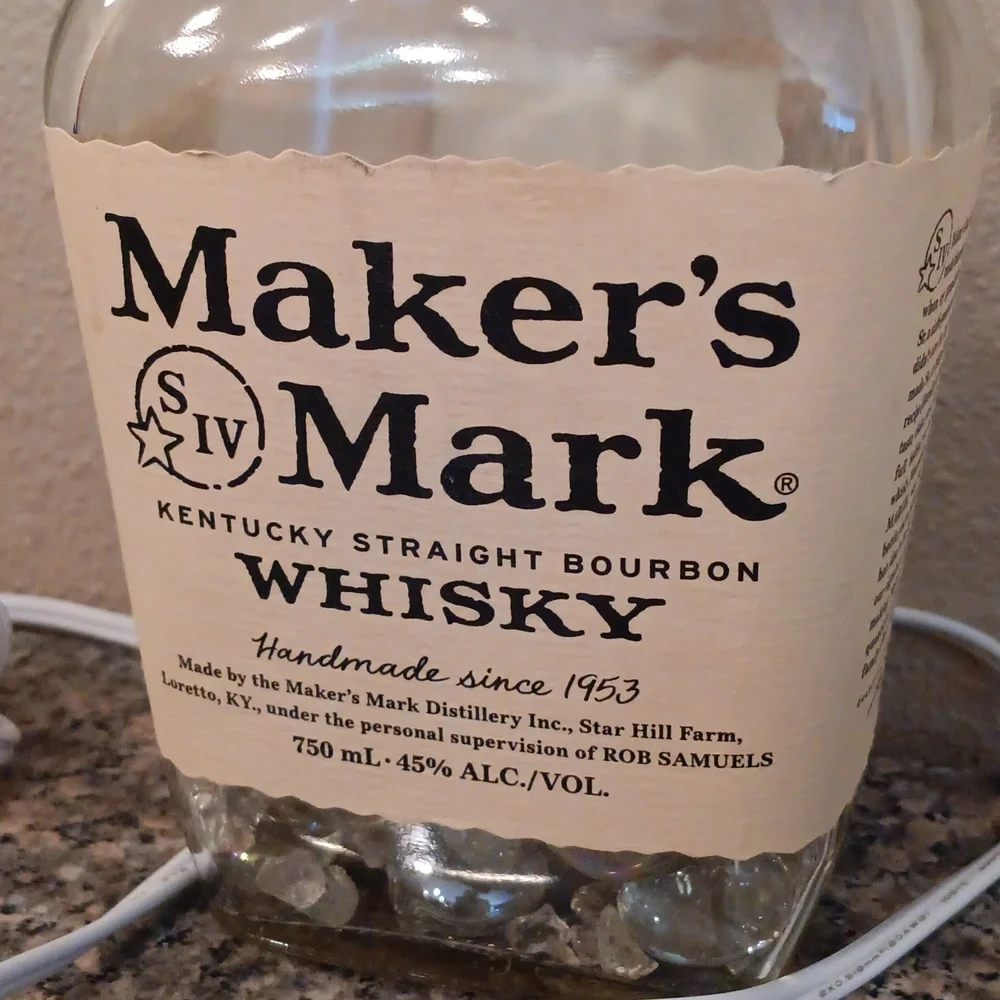 Maker's Mark Lighted Lamp Bottle